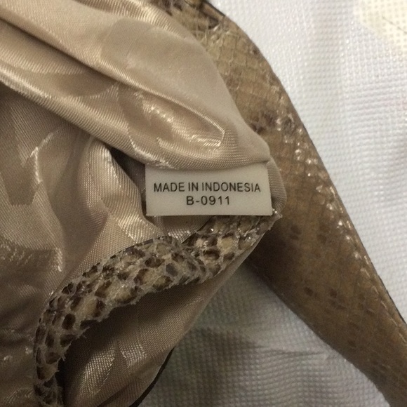 Michael Kors Python Snakeskin Print Embossed Shoulder Bag - Picture 5 of 5